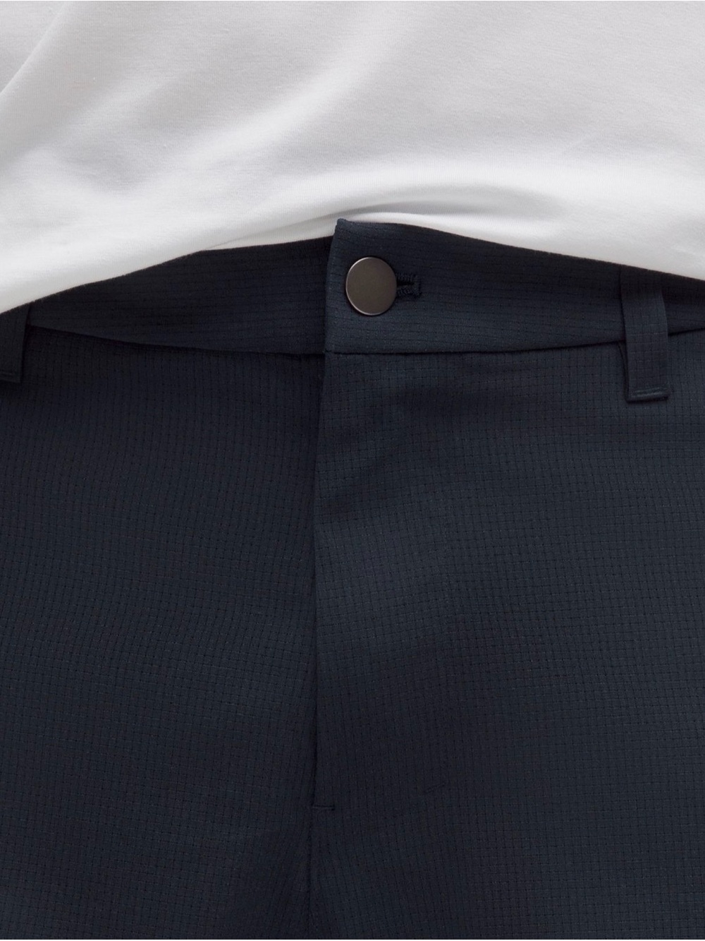 9" Lululemon Commission Short Classic 9" in color Obsidian ( deep gray) - Picture 9 of 11